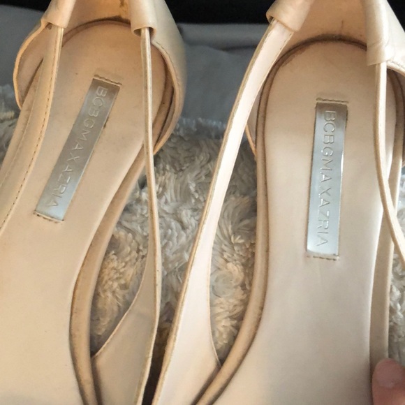 BCBGMAXAZRIA Nude flats - Picture 5 of 6